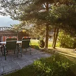 Alpina Neustift Гостевой дом