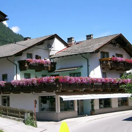 Gæstehus Alpina Neustift